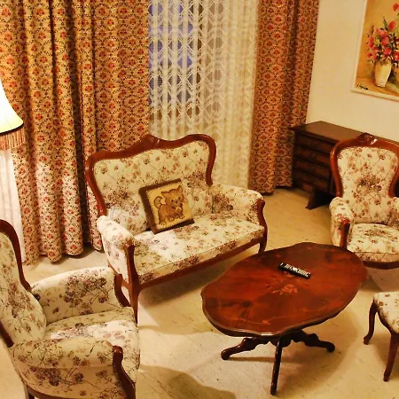 Holiday home Holiday Haus Wagram *